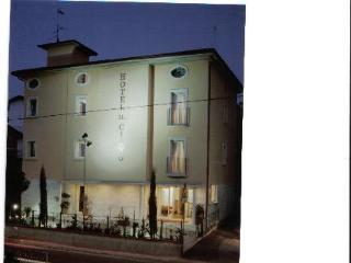 Hotel Il Cigno เปรูจา ภายนอก รูปภาพ